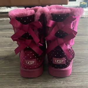 UGG - mid size for Big Girls